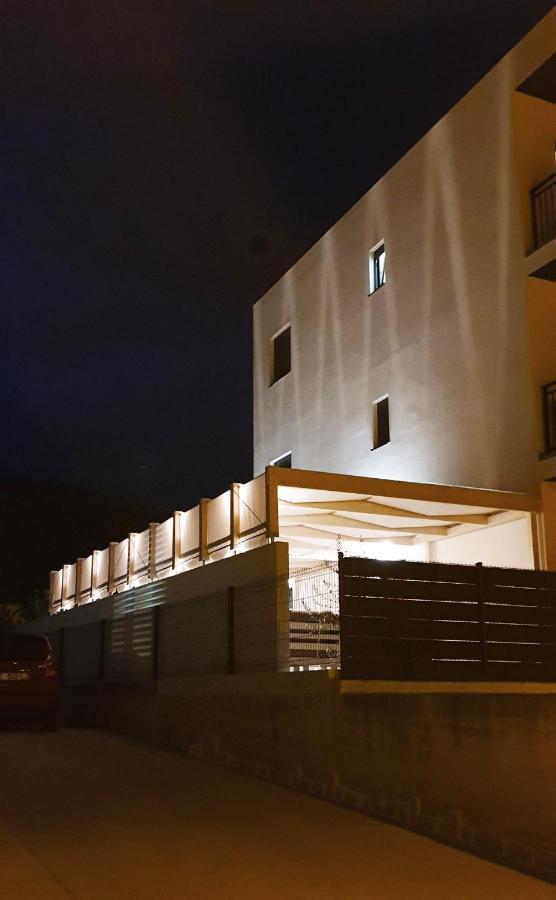 טרוגיר Apartment Kate מראה חיצוני תמונה